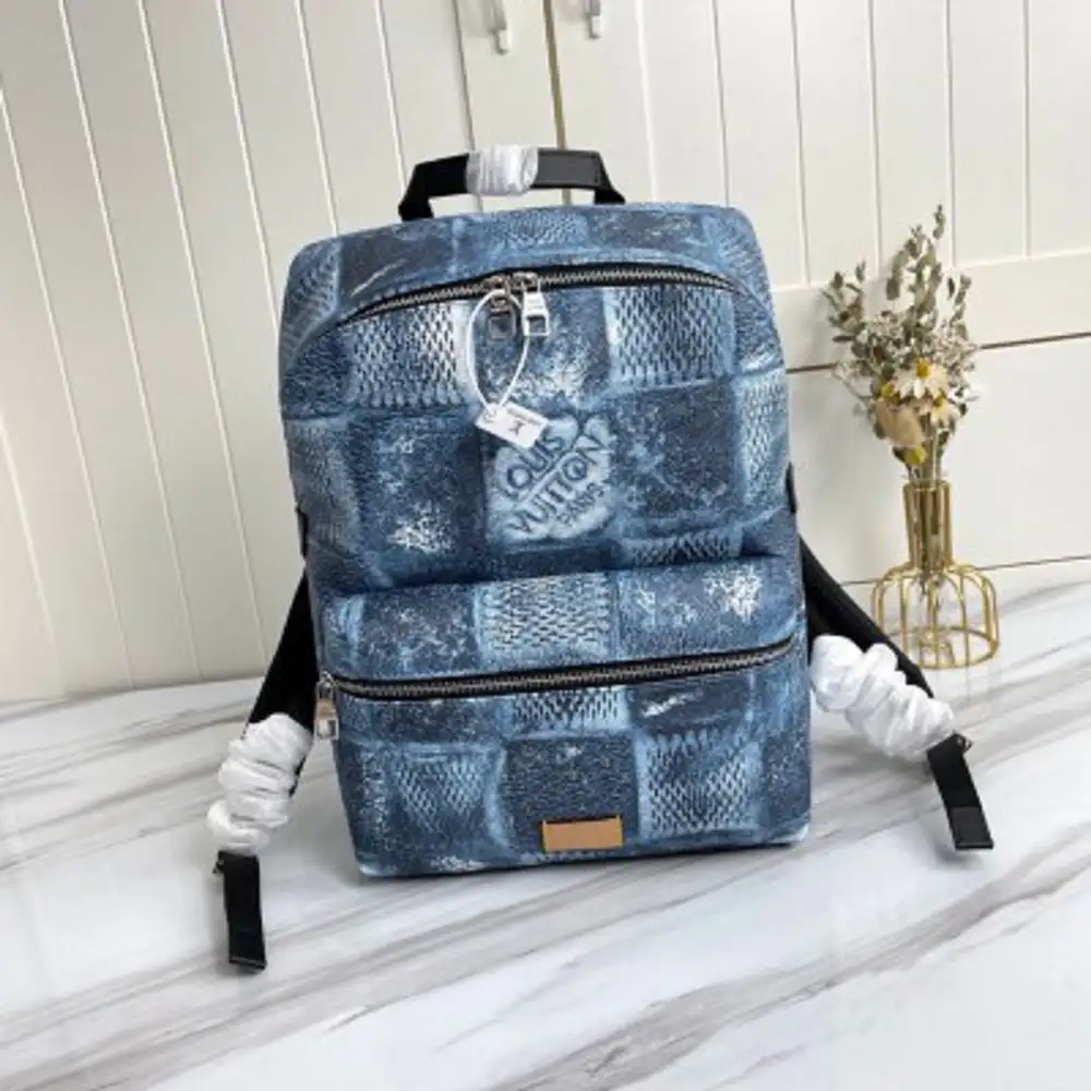 replica-aaa-louis-vuitton-aaa-discovery-backpack-m50060