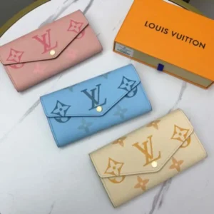 replica-aaa-louis-vuitton-by-the-pool-sarah-wallet-m60668