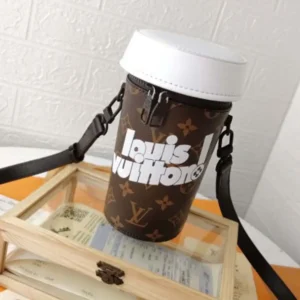 replica-aaa-louis-vuitton-coffee-cup-pouch