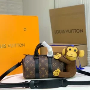 replica-aaa-louis-vuitton-keepall-xs-m80118-zoom-with-friends