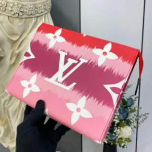 replica-aaa-louis-vuitton-lv-escale-toiletry-pouch-26-m69138-red