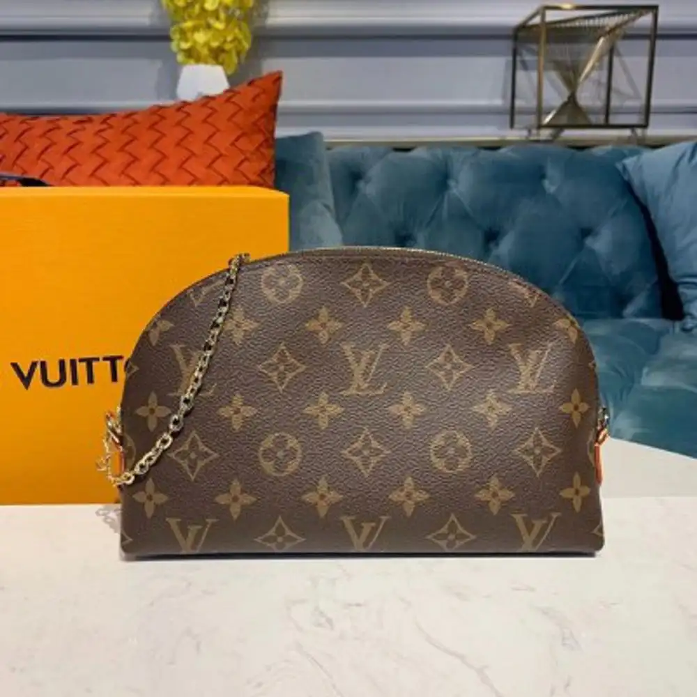 replica-aaa-louis-vuitton-monogram-canvas-cosmetic-pouch-gm-m47353