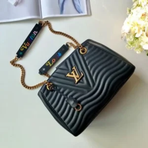replica-aaa-louis-vuitton-new-wave-chain-tote