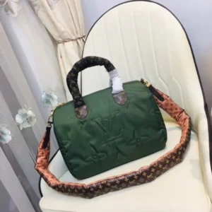 replica-aaa-louis-vuitton-speedy-bandouliere-30-handbag